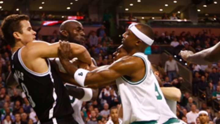 Celtics' Rondo says 2-game suspension taught him nothing