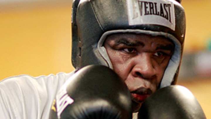 At 42, Johnson still taking risks and seeking another shot at the top