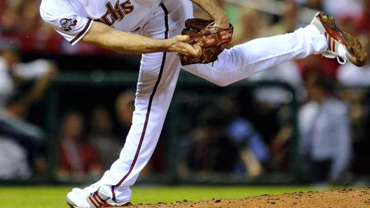 Dan Haren to Auction Bobbleheads for Charities