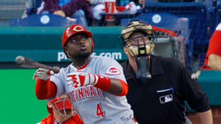 Reds' Brandon Phillips, DatDudeBP on Twitter, a delight to watch Reds' Brandon Phillips, DatDudeBP on Twitter, a delight to watch