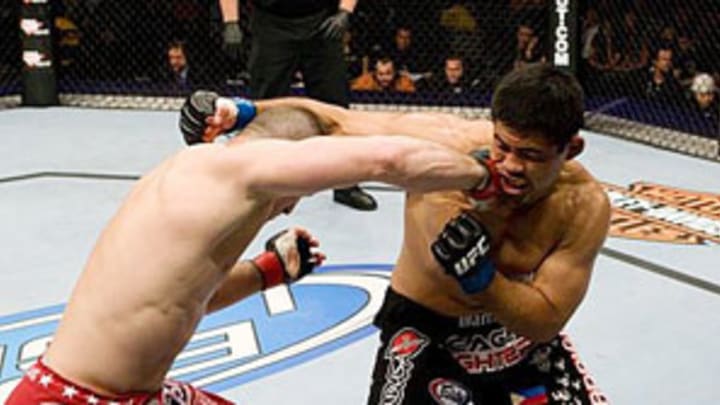 Munoz camp has no ill will toward Hamill after post-fight celebration