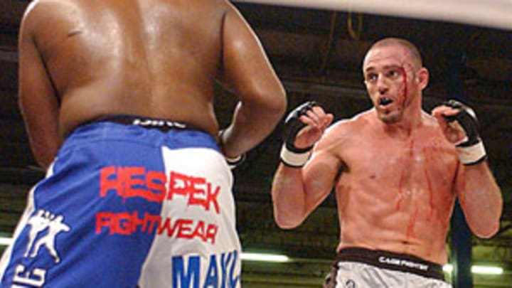 Ferrer grabs WCF's 135-pound title as MMA's stars look on