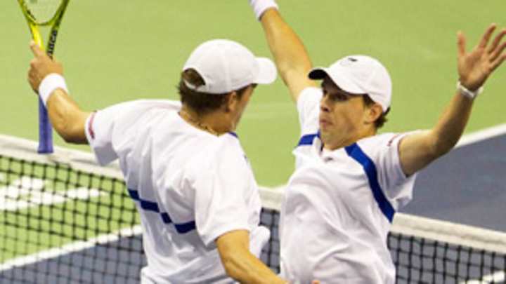 Celebrating the Bryan brothers, sizing up Blake vs. Fish, more mail