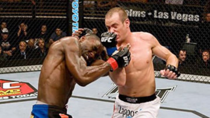 Burns scores rematch with Johnson at 'Ultimate Fighter 8' finale