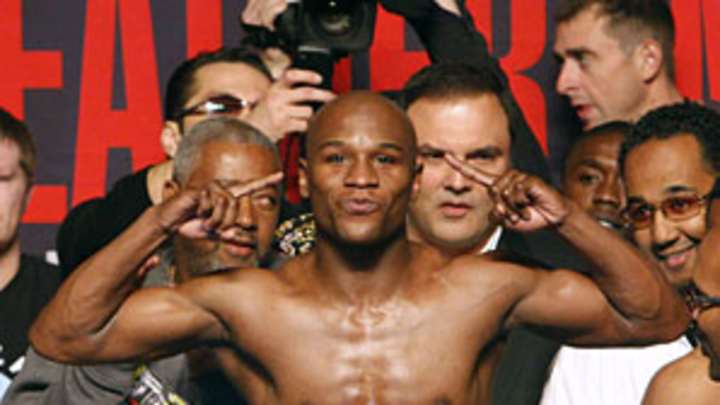 Mayweather, self-proclaimed G.O.A.T., can back up talk with win