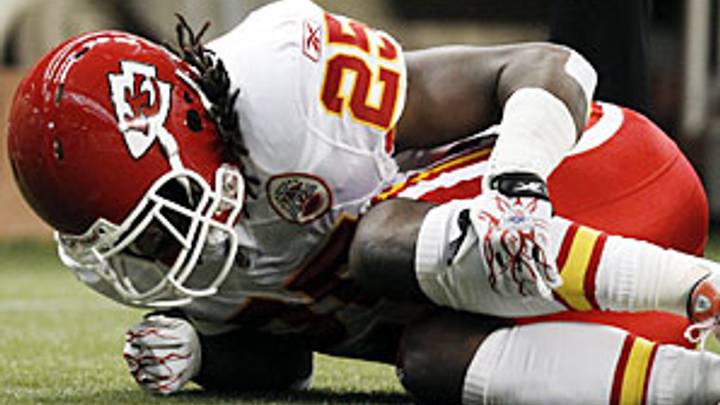 Fantasy football mailbag: Charles' fall will test owners' creativity Fantasy football mailbag: Charles' fall will test owners' creativity