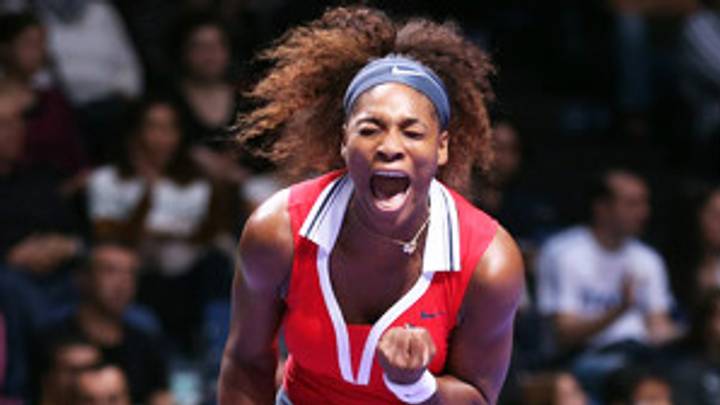 Serena tops Li, Azarenka escapes Kerber at WTA finale Serena tops Li, Azarenka escapes Kerber at WTA finale