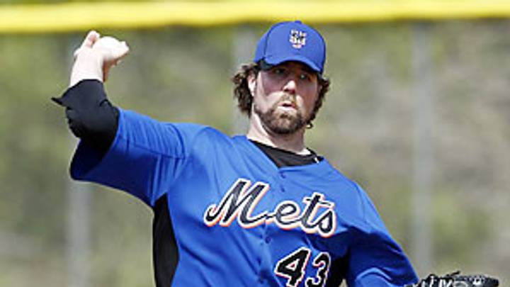 Journeyman hurler Dickey appears to have found home with Mets