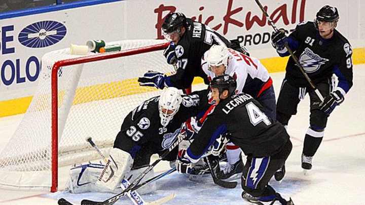 Round 2 thoughts: favorites, underdogs, bad starts and hip checks Round 2 thoughts: favorites, underdogs, bad starts and hip checks