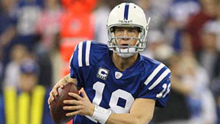 Manning or Brady? Which QB is better set up for success in 2009