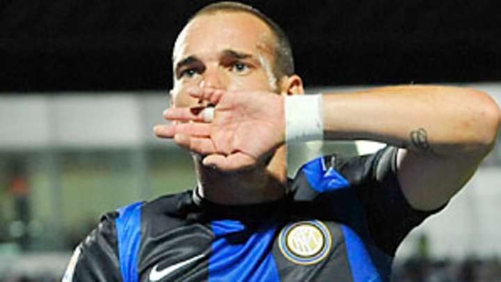 Sneijder's future at Inter remains uncertain