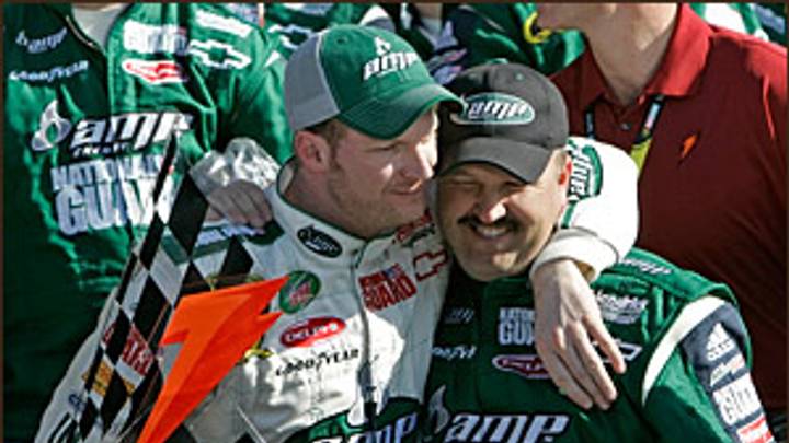Dale Jr., Hamlin win qualifiers Dale Jr., Hamlin win qualifiers