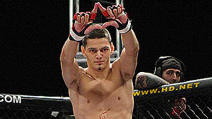 Escovedo's triumph sheds light on staph infections in MMA