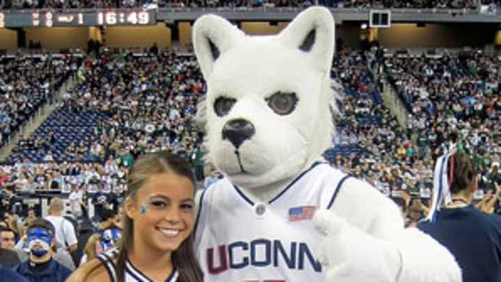 Cheerleader of the Week: UConn's Cara Seidner