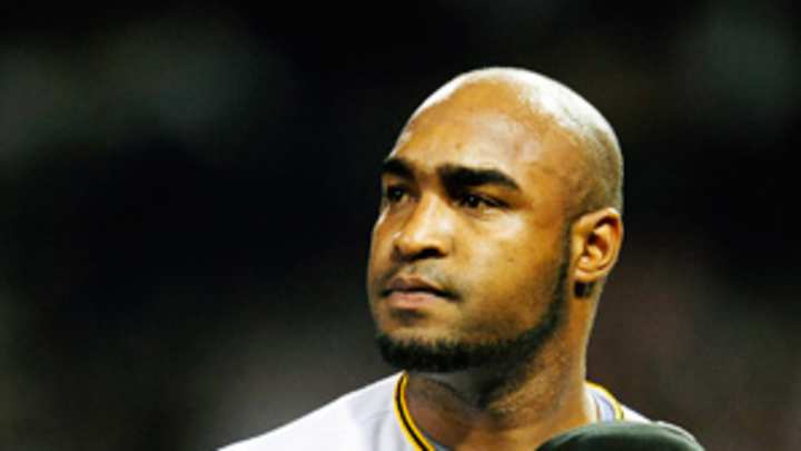 Astros sign RHP Jose Veras to one-year deal