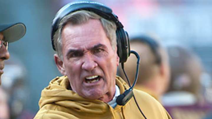 Redskins players come to coach Shanahan's defense