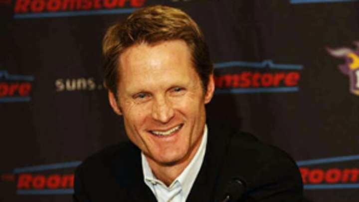 Report: Kerr resigns as Suns' GM