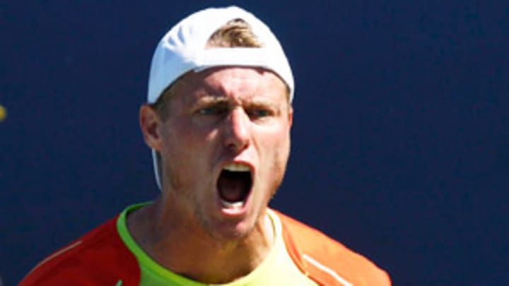 Driven by competition, Hewitt fights on at U.S. Open; more mail