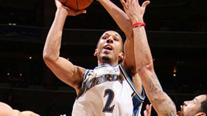 Winless Wiz waive Pargo, bring back Livingston