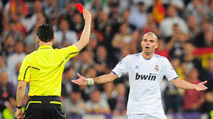 Pepe's red card, mind games and more notes from Barcelona-Madrid
