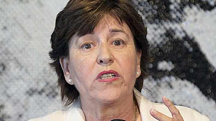 Munich widow's fight for moment of silence at opener falls on deaf ears Munich widow's fight for moment of silence at opener falls on deaf ears