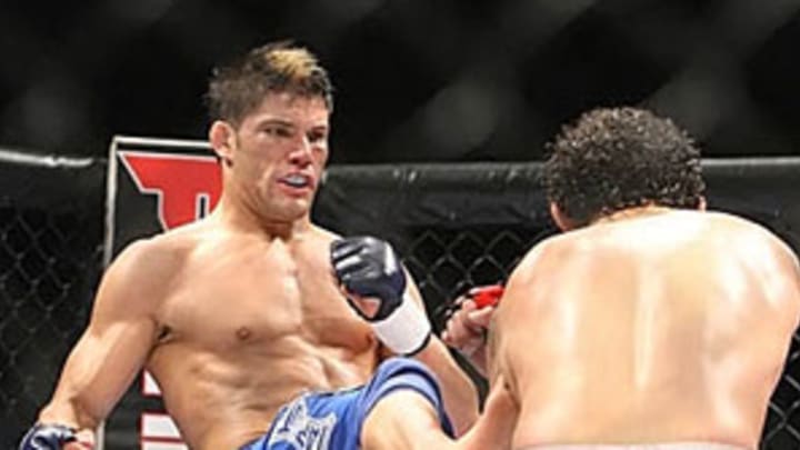 Thomson off Strikeforce card with broken ankle