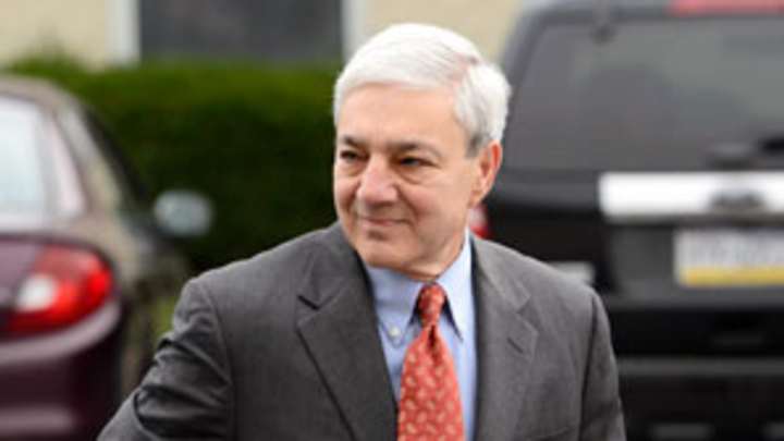 Penn State discloses Spanier made $3.3M last year Penn State discloses Spanier made $3.3M last year