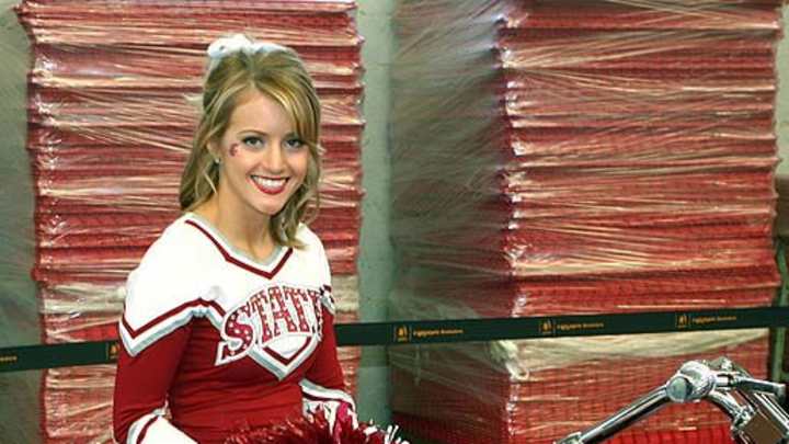 Cheerleader of the Week