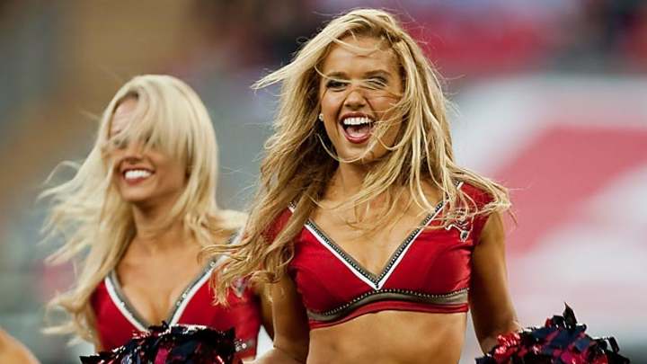 NFL Cheerleaders: Week 7