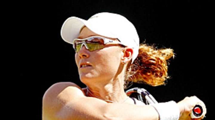 Stosur, Schiavone fail to build on French success; more Wimbledon
