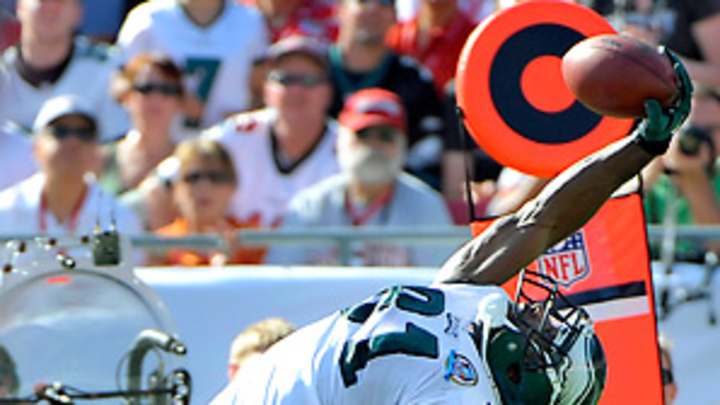 Jason Avant highlight catch in Eagles-Buccaneers one of year's best
