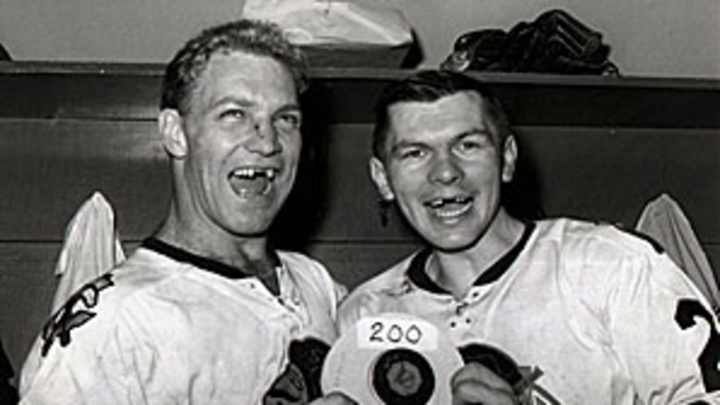 Talking Chicago and Stanley Cups with Bobby Hull and Stan Mikita Talking Chicago and Stanley Cups with Bobby Hull and Stan Mikita