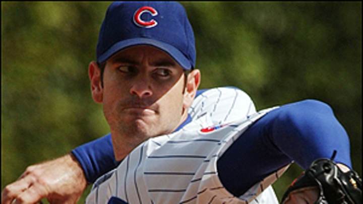 Cubs, ex-ace Prior part ways Cubs, ex-ace Prior part ways