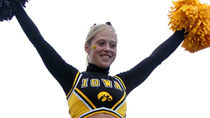 Cheerleader of the Week Cheerleader of the Week