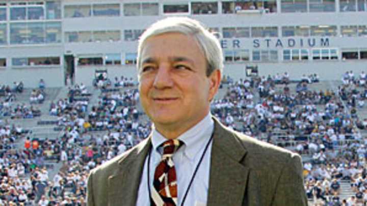 Charges against Graham Spanier key to proving Sandusky cover-up