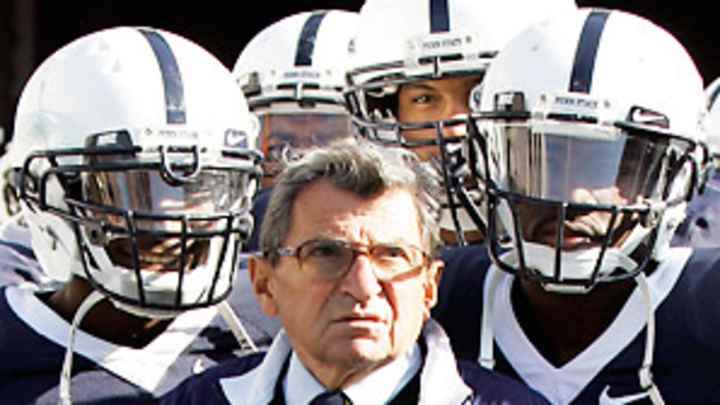 Once a living legend, Joe Paterno dies amid modern-day tragedy