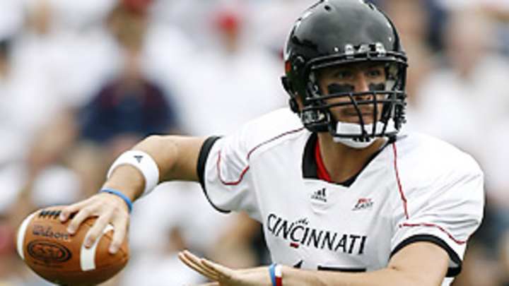 Cincy QB's journey from perennial backup to Heisman contender Cincy QB's journey from perennial backup to Heisman contender