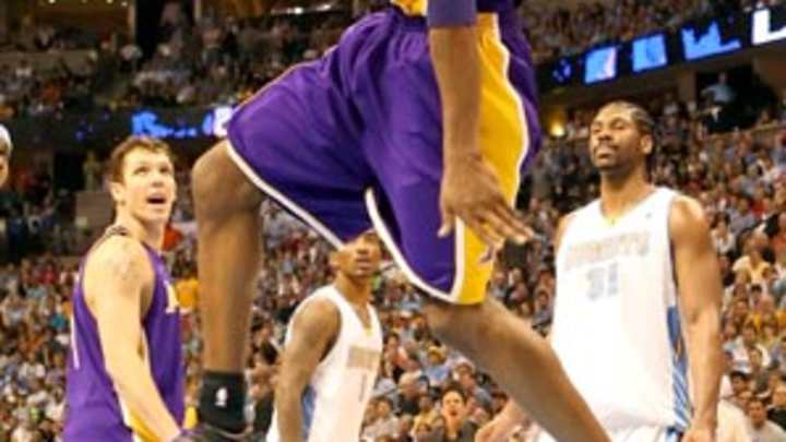 Kobe, Lakers advance with best performance of playoffs Kobe, Lakers advance with best performance of playoffs