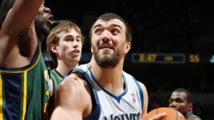 Pekovic turns Wolves from finesse team into ferocious threat in West
