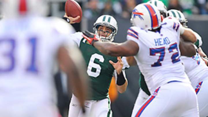 Mark Sanchez's up-and-down day good enough against Bills