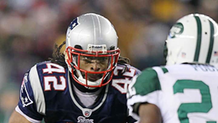 MMQB Mail: Pats retool, barely miss beat; K.C. defense's secret weapon