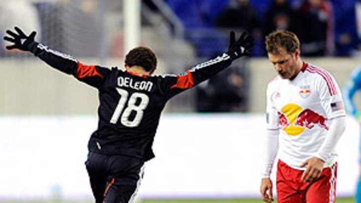 Houston on a high after eliminating KC; L.A. has something to prove