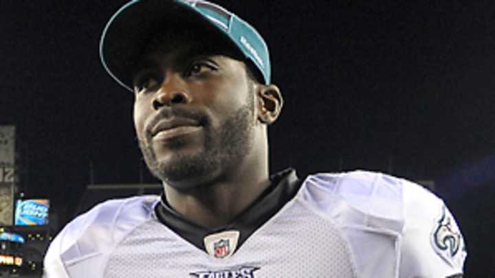 Vick comments to GQ, NFL ruling on Pryor put Goodell under microscope Vick comments to GQ, NFL ruling on Pryor put Goodell under microscope