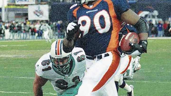 Super Bowl Champions: 1998 Broncos