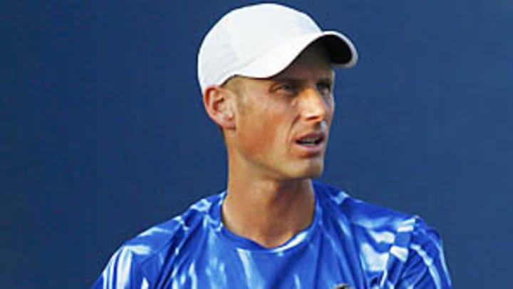 Two-handled racket, jump serve for mixed doubles player Two-handled racket, jump serve for mixed doubles player