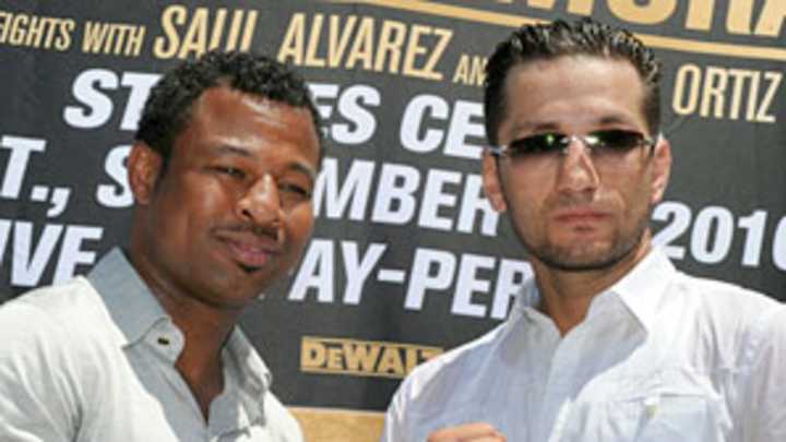 Mosley targets Mora in first outing since Mayweather loss