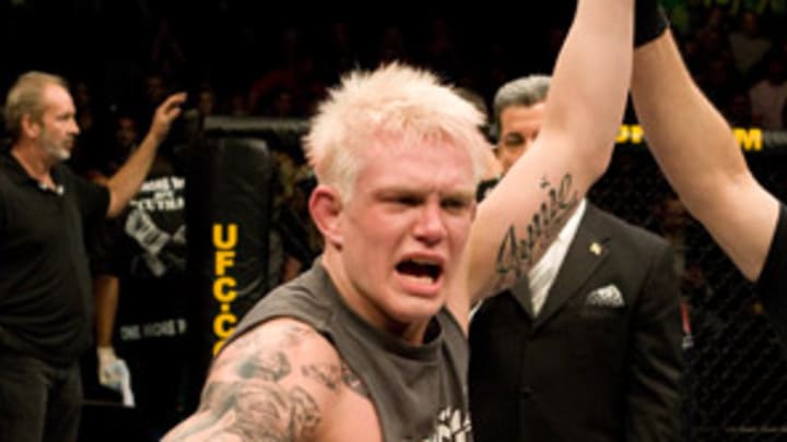 Former TUF'er Browning arrested for assault, released from UFC