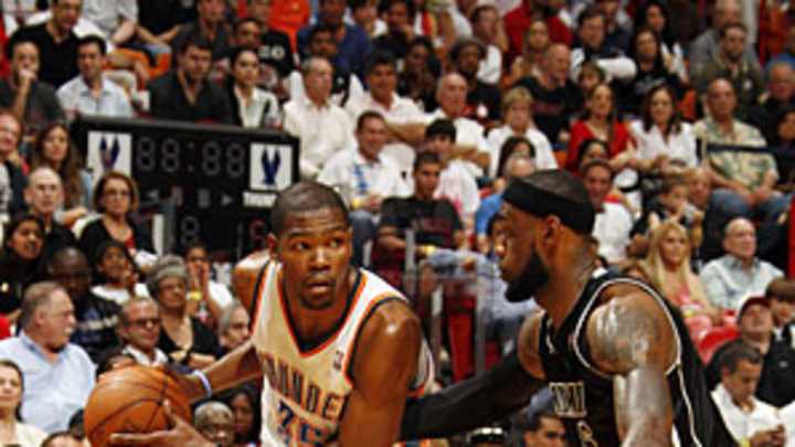 High stakes, contrasting styles add sizzle to James-Durant showdown