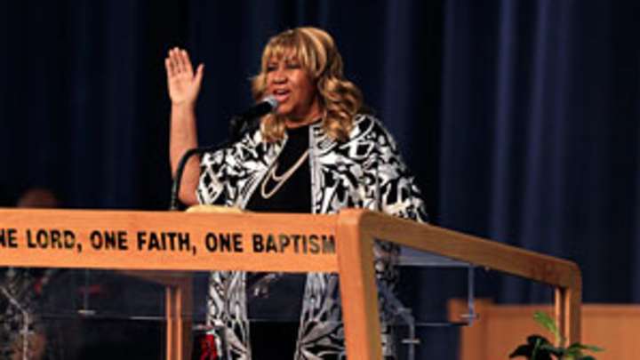 Steward hailed by Queen of Soul and boxing royalty