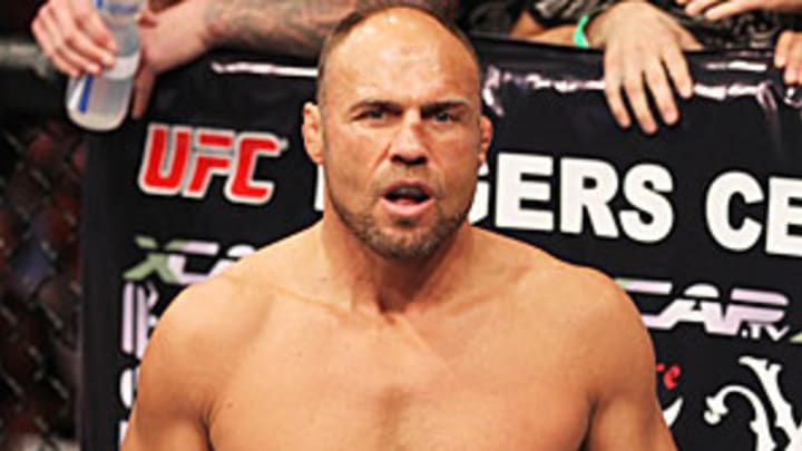 Well-respected Couture will be difficult for UFC to replace